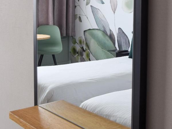 Court Garden Hotel - Ecodesigned : photo 2 de la chambre chambre lits jumeaux