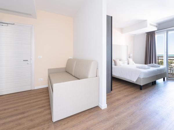 Hotel Excelsior : photo 2 de la chambre suite junior supérieure - vue sur mer