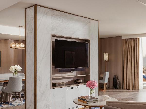 Jumeirah Beach Hotel Dubai : photo 3 de la chambre suite 3 chambres - vue sur l'océan et terrasse privée - comprend le petit-déjeuner et le goûter quotidiens, des boissons et des canapés en soirée, l'accès au salon club avec des rafraîchissements toute la journée et l'accès au parc aquatique wil