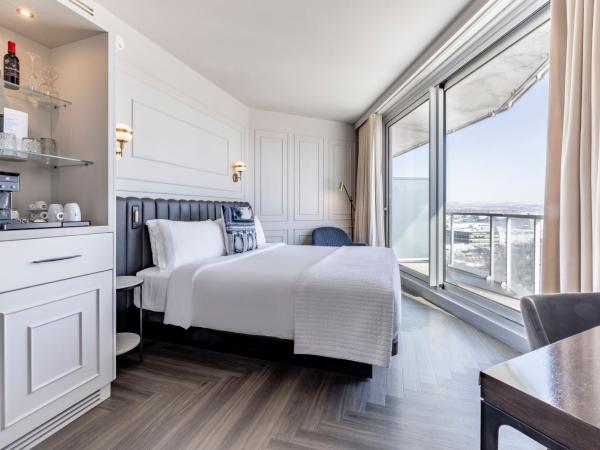 Le Capitole Hotel : photo 3 de la chambre chambre double avec balcon