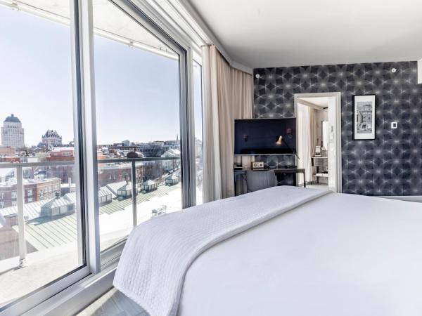 Le Capitole Hotel : photo 1 de la chambre chambre double avec balcon