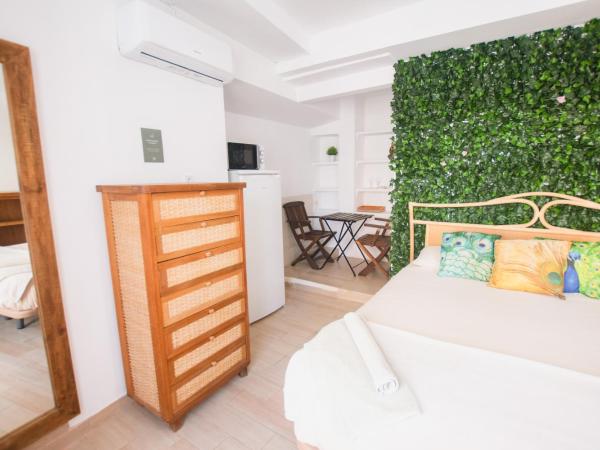 Banana Beach Patacona Rooms : photo 6 de la chambre chambre deluxe