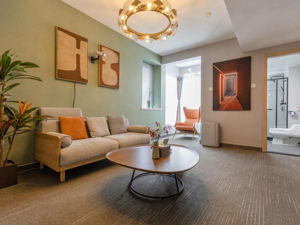 Yise Serviced Apartment -Beijing CCTV Shop : photo 8 de la chambre chambre double avec salle de bains privative