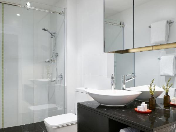 Art Series - The Watson : photo 4 de la chambre suite studio