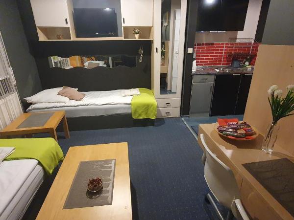 Apart A2 Bezobsługowy 24h Poznań : photo 4 de la chambre chambre familiale