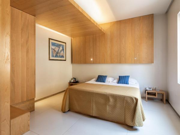 Hotel Minerva : photo 1 de la chambre chambre triple Économique