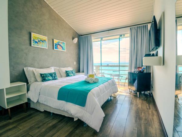 Bamboo Búzios Hostel : photo 1 de la chambre chambre double ou lits jumeaux deluxe avec balcon