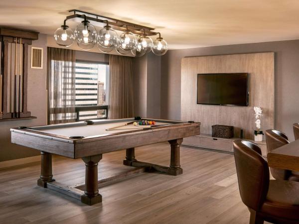 Hilton Denver City Center : photo 4 de la chambre suite lit king-size présidentielle 1 chambre