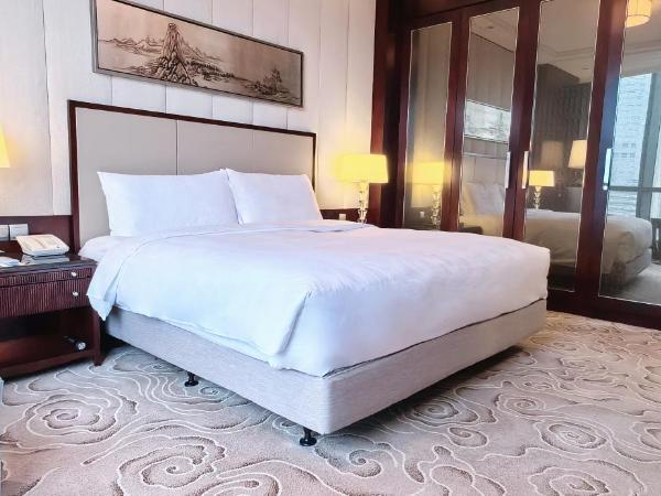 JW Marriott Hotel Chongqing : photo 1 de la chambre chambre lit queen-size deluxe