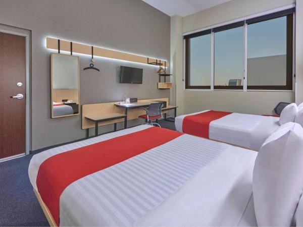 City Express Plus by Marriott Ciudad de México Patio Universidad : photo 4 de la chambre chambre double avec 2 lits doubles