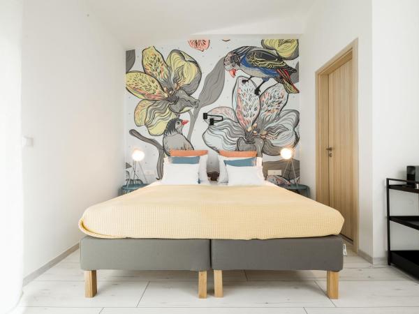 Fifteen Boutique Rooms Budapest with Self Check-In : photo 4 de la chambre studio avec terrasse