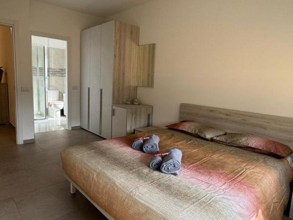 *Veranda's rooms* - Free parking in central Lugano : photo 1 de la chambre chambre double avec salle de bains privative