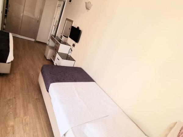 Perlo Hotel City : photo 5 de la chambre chambre familiale standard