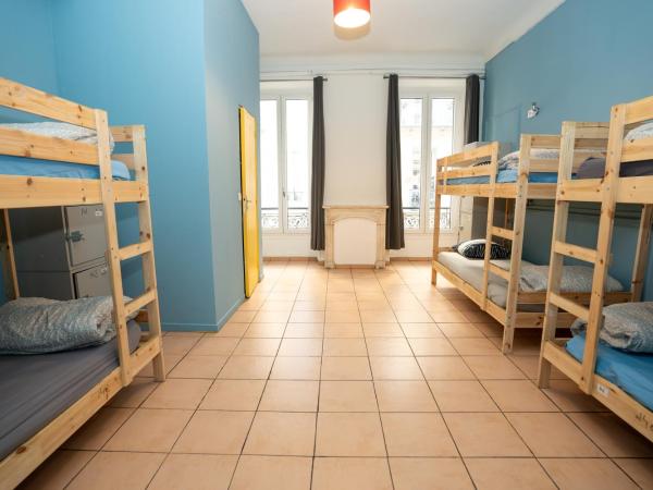 Le Pastoral : photo 1 de la chambre lit simple dans dortoir à 6 lits