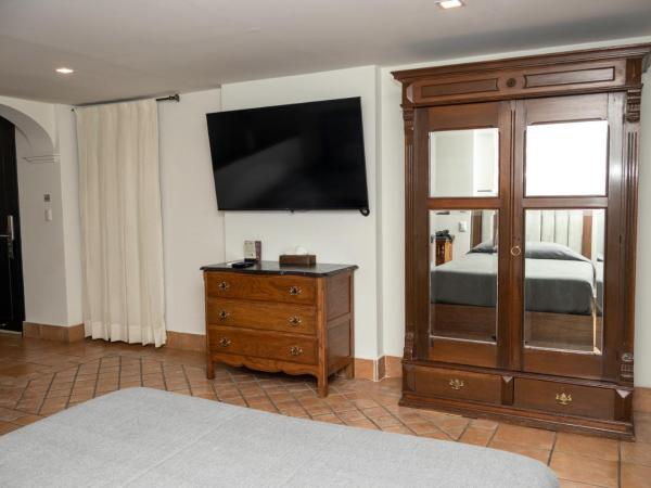 Hotel Boutique Naura Centro : photo 5 de la chambre suite familiale