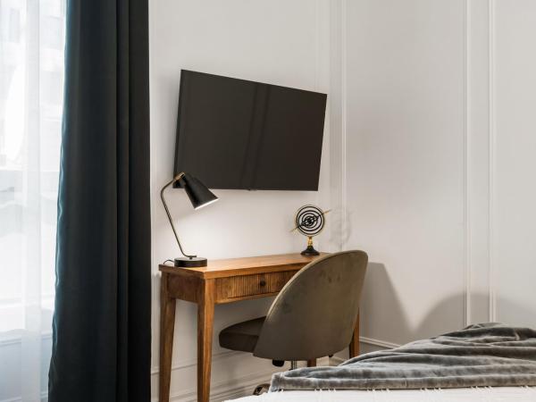 Elegant & Luxury 2 Bed Suite Close to Convention Centre : photo 3 de la chambre appartement deluxe