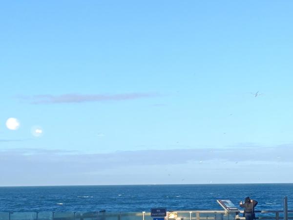Les Galets Bleus : photo 4 de la chambre studio supérieur avec baignoire spa - vue sur mer (2 adultes)