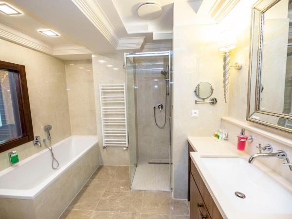 Hotel Dvorana : photo 8 de la chambre suite 3 chambres