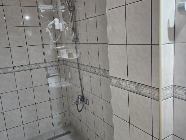 Sibel Hotel : photo 3 de la chambre chambre lits jumeaux Économique