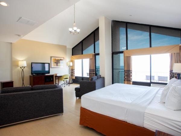 Aqua Vista Resort Hotel : photo 1 de la chambre suite lit king-size - non-fumeurs - côté océan