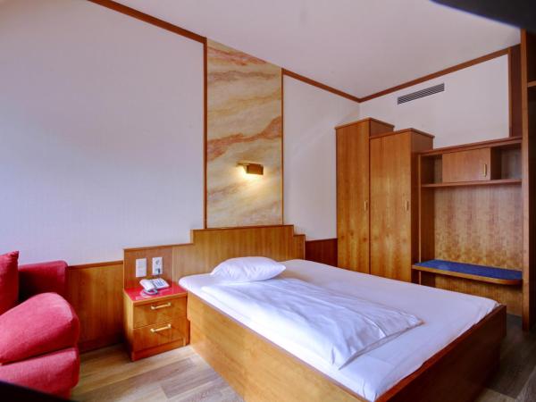 Vienna Sporthotel : photo 4 de la chambre chambre double confort