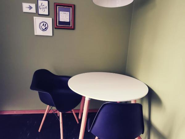 Backpackers Luzern : photo 5 de la chambre lit simple dans dortoir pour hommes de 2 lits avec salle de bains commune