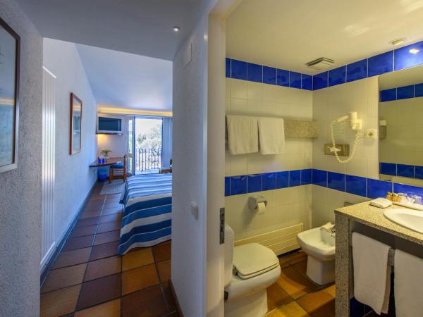 Hotel Blaumar Cadaqués : photo 3 de la chambre chambre double deluxe avec balcon