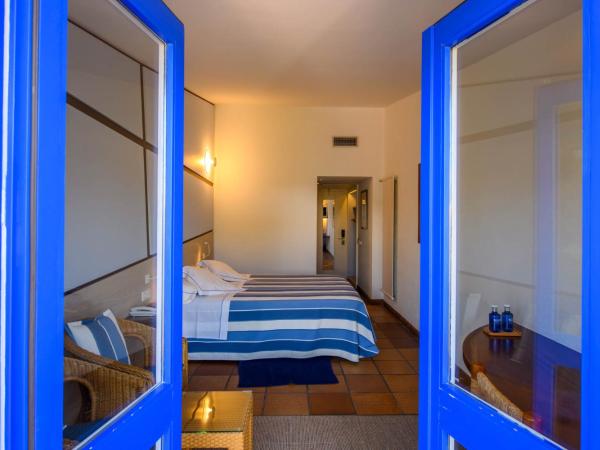 Hotel Blaumar Cadaqués : photo 1 de la chambre chambre double deluxe avec balcon