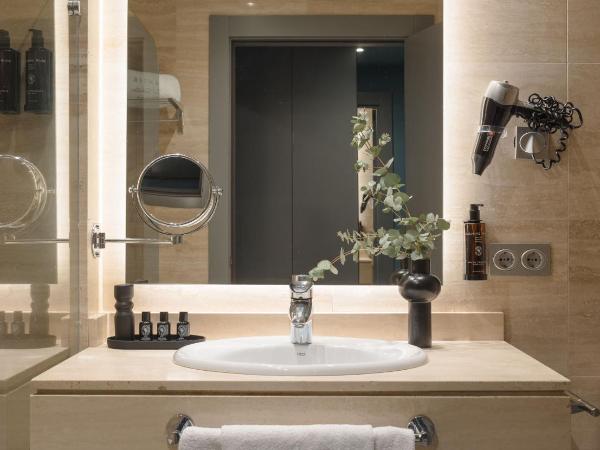 Hotel Antik San Sebastián : photo 2 de la chambre chambre double ou lits jumeaux