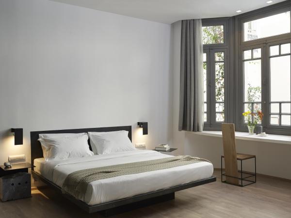 InnAthens : photo 1 de la chambre suite avec vue sur l'atrium