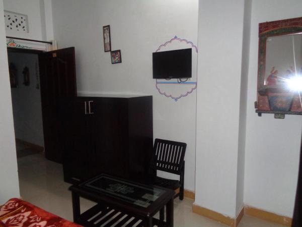 The Royal Lake View Villa : photo 5 de la chambre chambre double supérieure