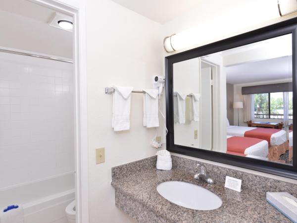 Pleasant Inn : photo 1 de la chambre chambre lit queen-size - non-fumeurs