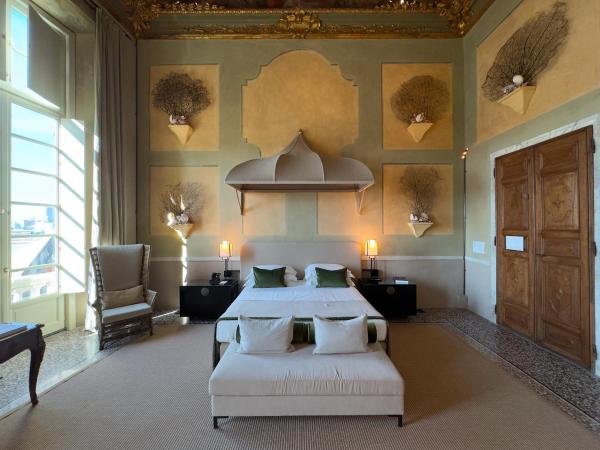 Hotel Palazzo Durazzo Suites : photo 2 de la chambre suite exécutive
