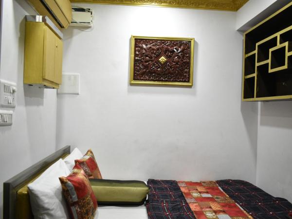 Ya Inn & Suites : photo 5 de la chambre chambre lit queen-size deluxe