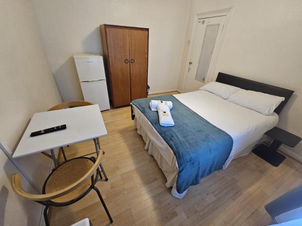 Bruce Rooms : photo 2 de la chambre chambre double - vue sur jardin