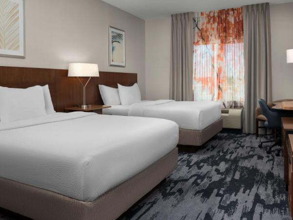 Fairfield Inn & Suites by Marriott Panama City Beach : photo 1 de la chambre chambre avec 2 grands lits queen-size