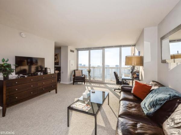 The Penthouse at Grand Plaza : photo 2 de la chambre appartement avec balcon