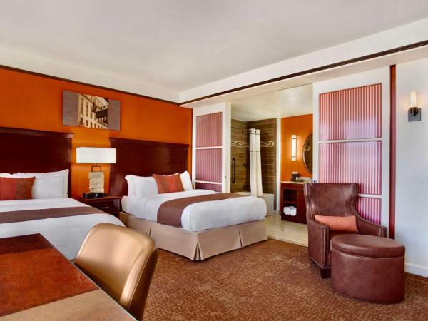 The Emily Morgan Hotel - A DoubleTree by Hilton : photo 5 de la chambre chambre avec 2 grands lits queen-size