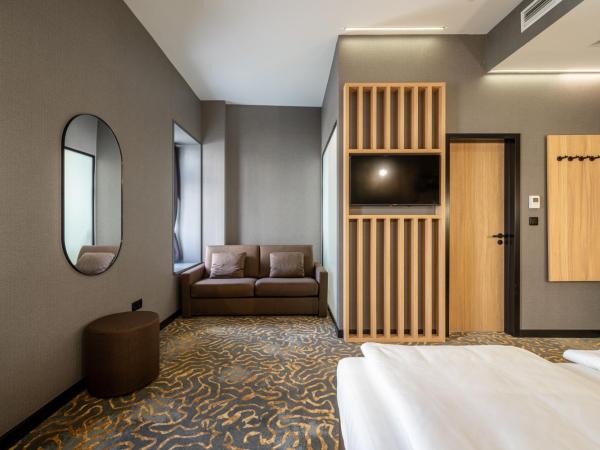 URBAN HOTEL : photo 2 de la chambre chambre familiale supérieure