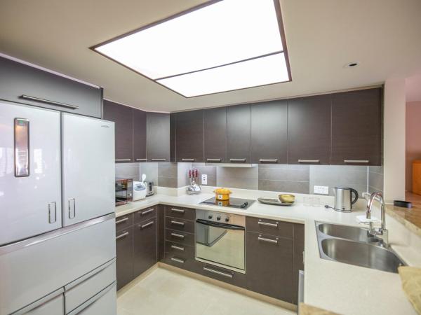 Shanghai Centre Serviced Apartment : photo 4 de la chambre appartement 2 chambres confort (petit-déjeuner buffet)