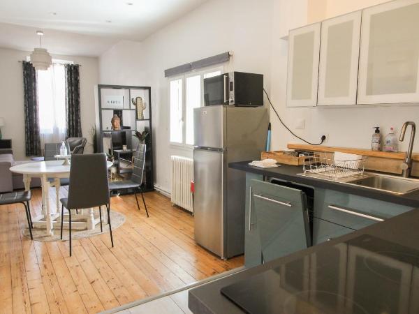 Residence Pasteur Angouleme : photo 4 de la chambre appartement supérieur