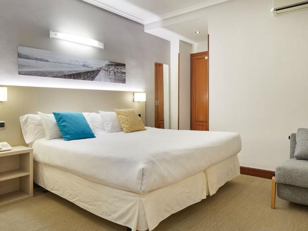 Hotel Parma : photo 5 de la chambre chambre double ou lits jumeaux - donnant sur l'intérieur 