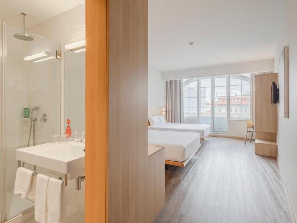 Moov Hotel Porto Centro : photo 6 de la chambre chambre supérieure