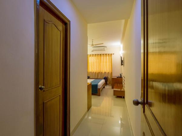 Blue Bliss Hotels By PPH Living Infantry Road : photo 4 de la chambre chambre double deluxe avec douche