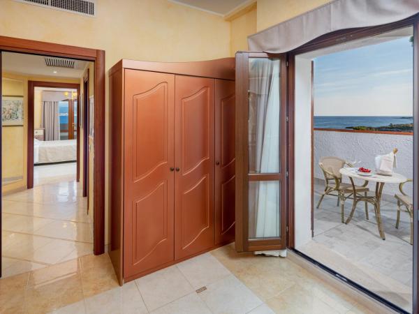 Hotel Punta Negra : photo 2 de la chambre suite