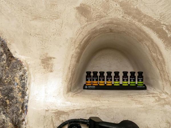 Enalion Suites : photo 8 de la chambre suite troglodytique classique