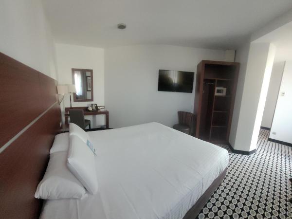 Kyriad Limoges Centre Gare - Atrium : photo 4 de la chambre chambre double supérieure