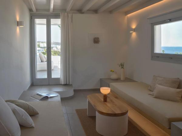 Andronikos Hotel : photo 10 de la chambre junior suite / sea view jacuzzi