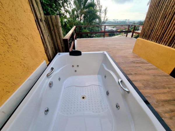 Hotel Pousada Casacolina : photo 3 de la chambre suite deluxe avec baignoire spa