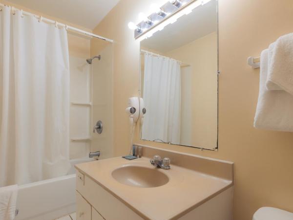 Waikiki Heritage Hotel : photo 4 de la chambre chambre standard 1 lit king-size ou 2 lits doubles